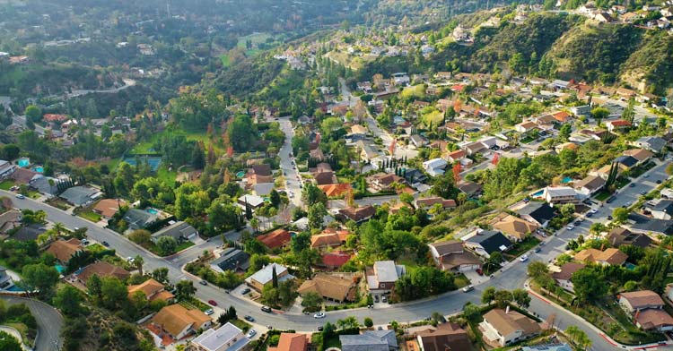 California Housing Market